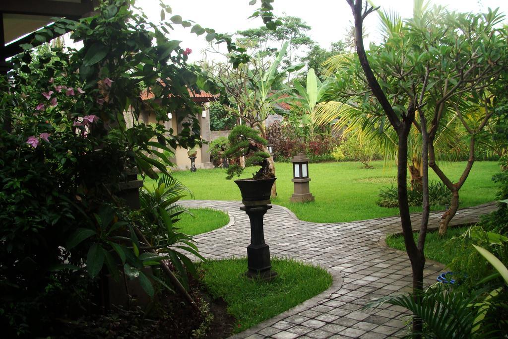 Doubleyou Homestay Pemuteran Екстер'єр фото